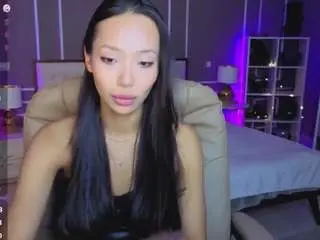 Miurra  live sex cam