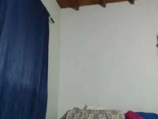 Rousse-ellise  live sex cam