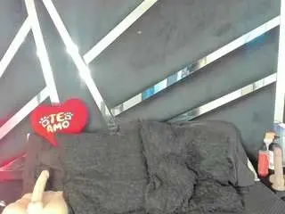 Rubyxht  live sex cam