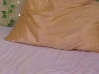 Cherrywhisperr  live sex cam