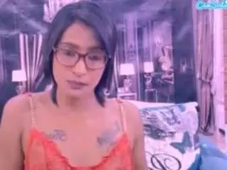 Indianrebel2luv  live sex cam