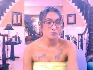 Indianrebel2luv  live sex cam