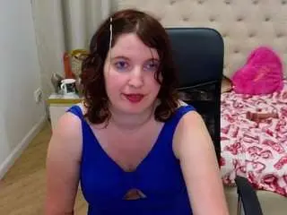 Squirtyangela  live sex cam
