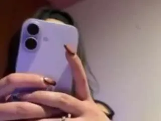 Veronicawins1  live sex cam