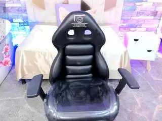 Amhira-tay  live sex cam