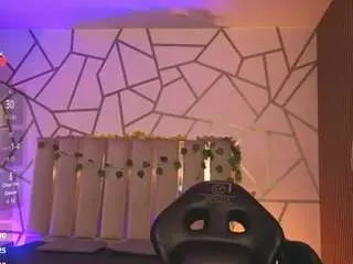 Amhira-tay  live sex cam