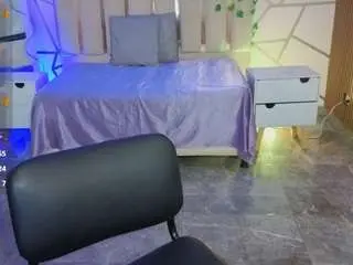 Amhira-tay  live sex cam