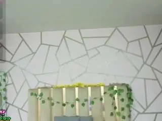 Amhira-tay  live sex cam