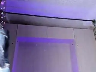 Bellabroocks  live sex cam