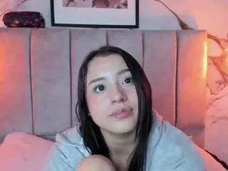 Leah-brm  live sex cam