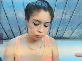 Lily-meghan  live sex cam