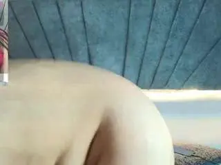 Lily-meghan  live sex cam