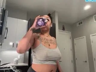 Missprettypocahontas  live sex cam