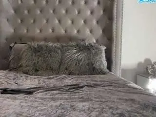 Missprettypocahontas  live sex cam