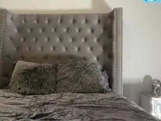 Missprettypocahontas  live sex cam