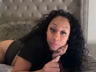 Missprettypocahontas  live sex cam