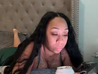 Missprettypocahontas  live sex cam