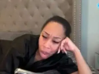 Missprettypocahontas  live sex cam