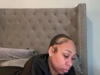 Missprettypocahontas  live sex cam