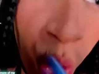 Nickylawson  live sex cam
