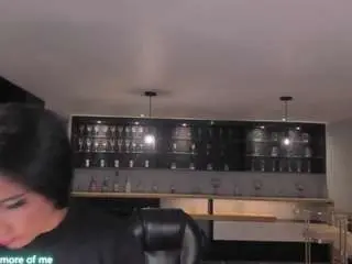 Nickylawson  live sex cam