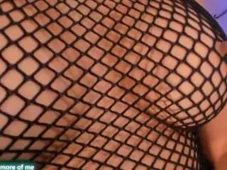 Nickylawson  live sex cam