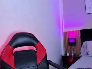 Paulineefox  live sex cam