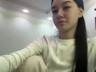 Robbinklun  live sex cam