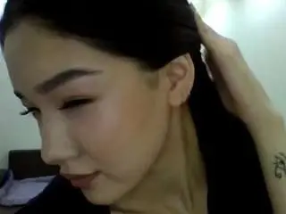 Robbinklun  live sex cam