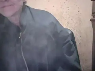 Sexygeny  live sex cam