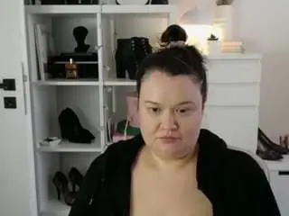 Sweethollyxo  live sex cam