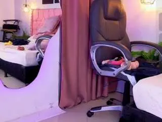 Tanishaluxxx  live sex cam