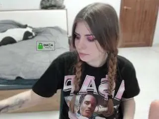 Brookemiss  live sex cam