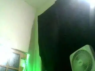 Kamilagndrg3  live sex cam