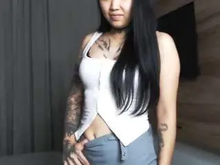 Lillgothbaby  live sex cam