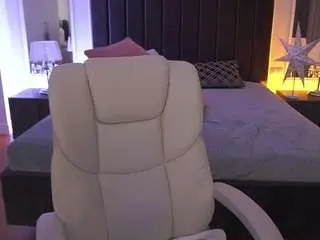 Lindajawel  live sex cam