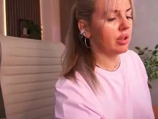 Lindajawel  live sex cam