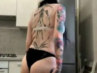 Raymondeschuldt  live sex cam