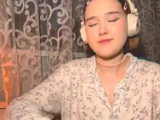 Trenaherny  live sex cam