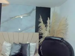 Alahia-bree  live sex cam