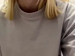 Danyelholstad  live sex cam