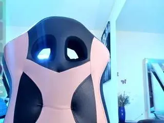 Himiko-togaa  live sex cam