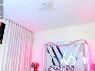 Himiko-togaa  live sex cam