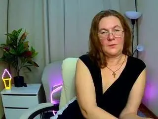 Holymilfa  live sex cam