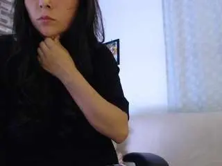 Kinky-mia  live sex cam