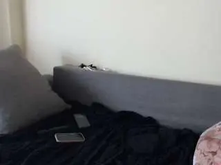 Littlefergie  live sex cam