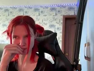 Loubramley  live sex cam