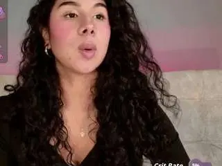 Candyy-bella  live sex cam