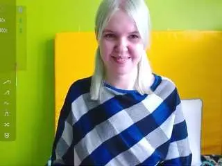 Ultra-meow  live sex cam