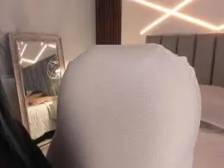 Veronicalanz  live sex cam